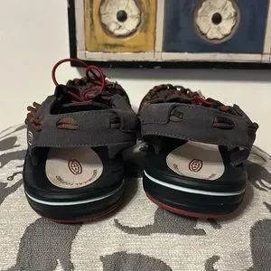 KEEN Uneek ParaCord Bungee Sandals Brown Red Black Mens 12 Keen | Shoes | Keen Uneek Paracord Bungeesandals Brown Red  main image 2